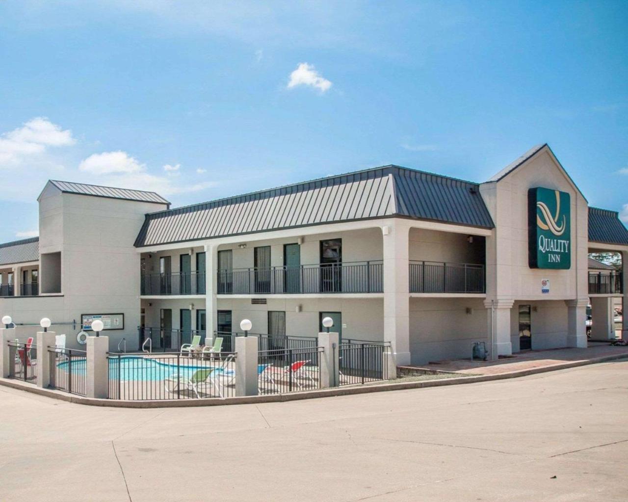 Quality Inn Us65 & E Battlefield Rd Springfield Dış mekan fotoğraf